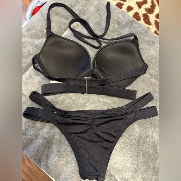 Victoria's Secret Black Bikini Set - Picture 4 of 5